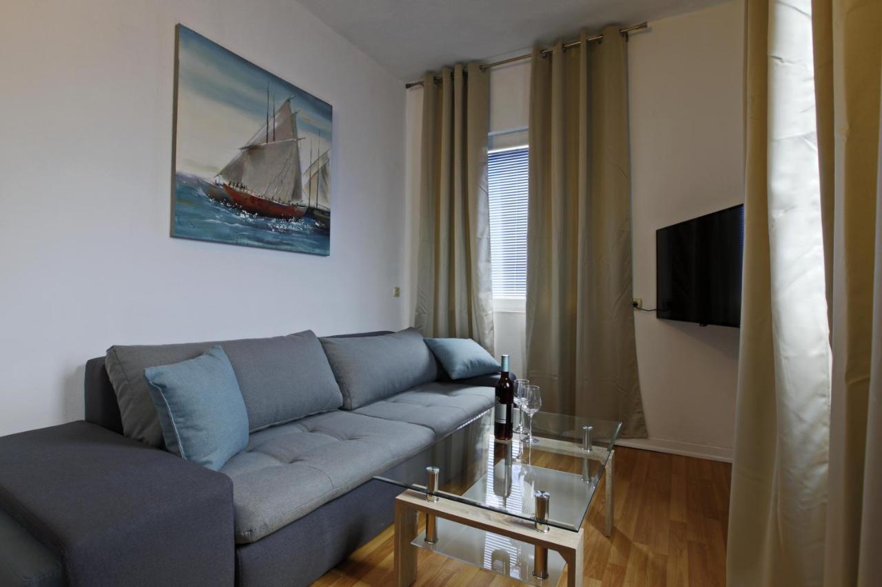 Apartments Barka สปลิท ภายนอก รูปภาพ